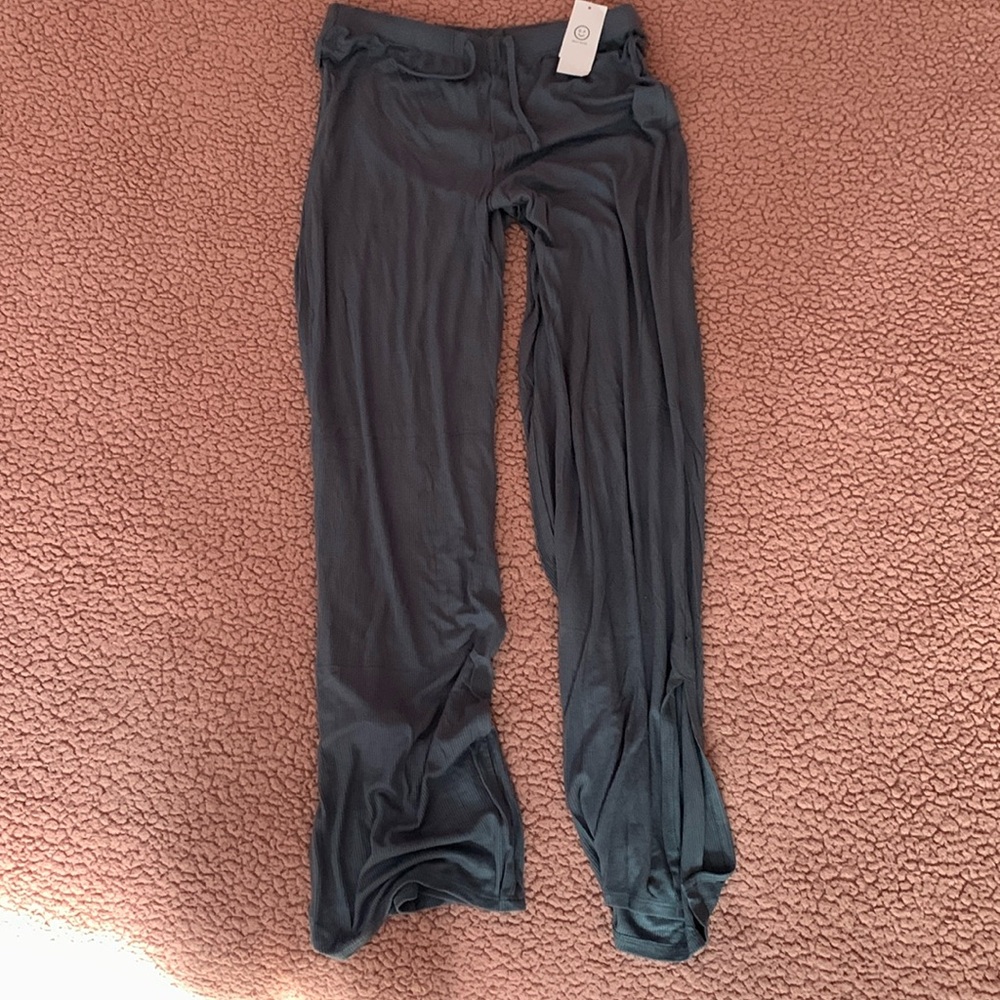BRAND NEW with tags Gilly Hicks (Hollister) sage green sleep pants